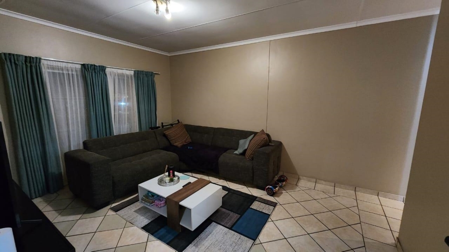 2 Bedroom Property for Sale in Cashan North West